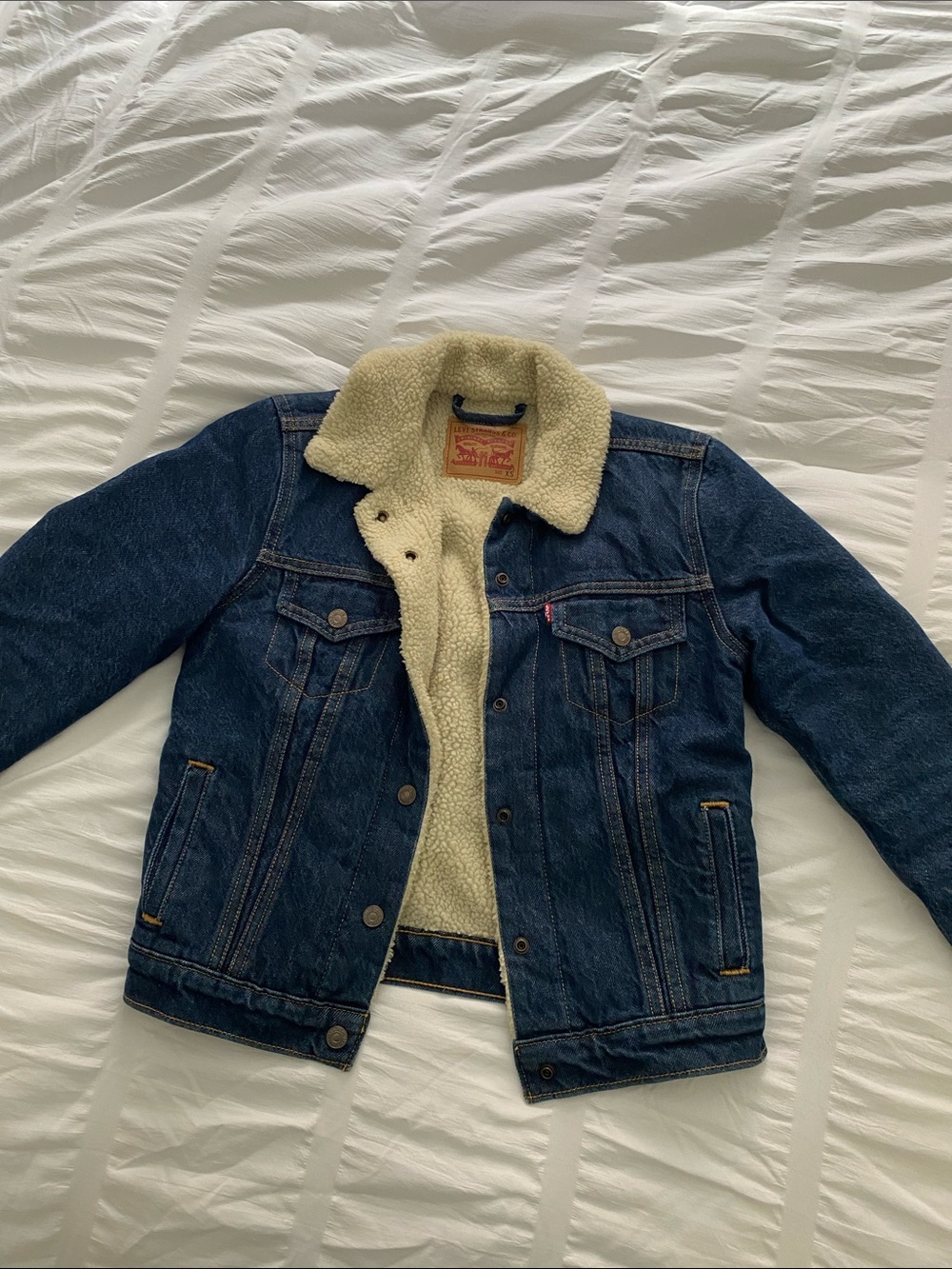 Levi's Dark Blue Denim Sherpa-Lined Jacket with Cream Lining